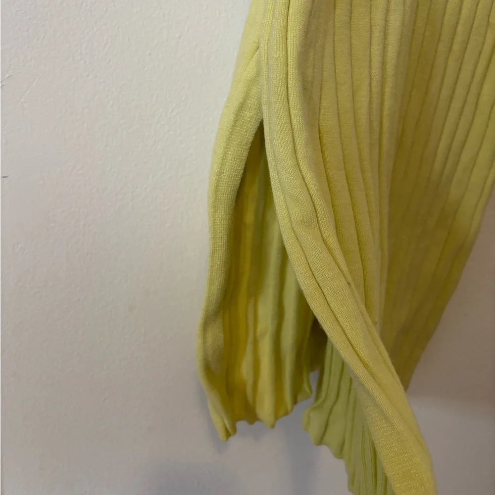 Bhome Elegant Yellow Ribbed Dress - Picture 4 of 6